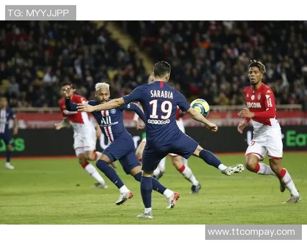 巴黎足球杯盛况空前各国球队齐聚争夺荣耀与梦想的巅峰对决